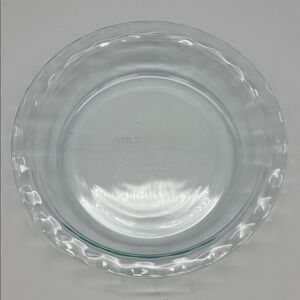 Pyrex # 209 Clear Glass Deep Dish 9.5" Scalloped Fluted Edge Pie Plate